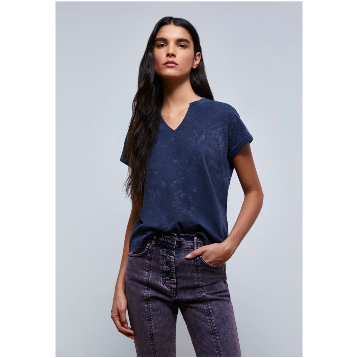 SCALPERS - Polera Lavada Calavera Tachuelas Navy Scalpers