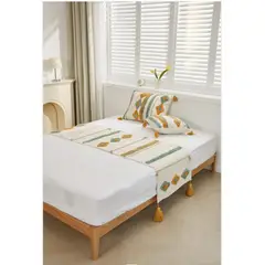 ANGELES DEL HOGAR - Pieceras Bordadas con Pompones + 2 Fundas De Cojin 2 plazas/King