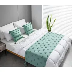 ANGELES DEL HOGAR - Pieceras Bordadas con Pompones + 2 Fundas De Cojin 2 plazas/King