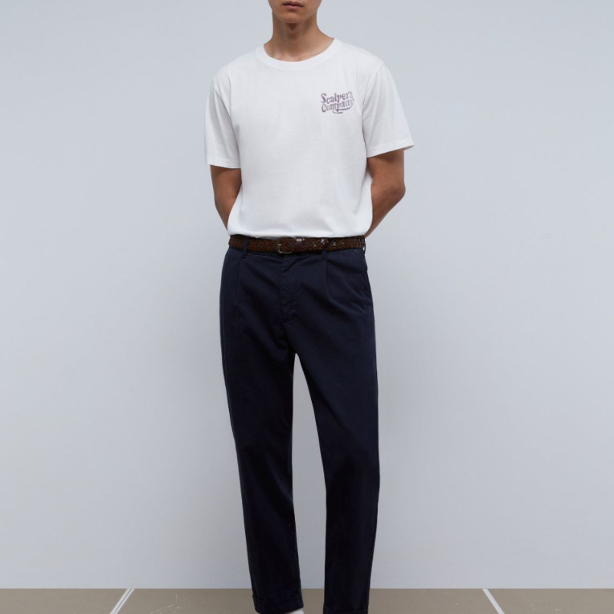 SCALPERS - Polera Print Logo Off White