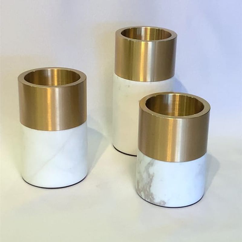 GENERICO - TRIO DE JARRONES MARMOL BRONCE