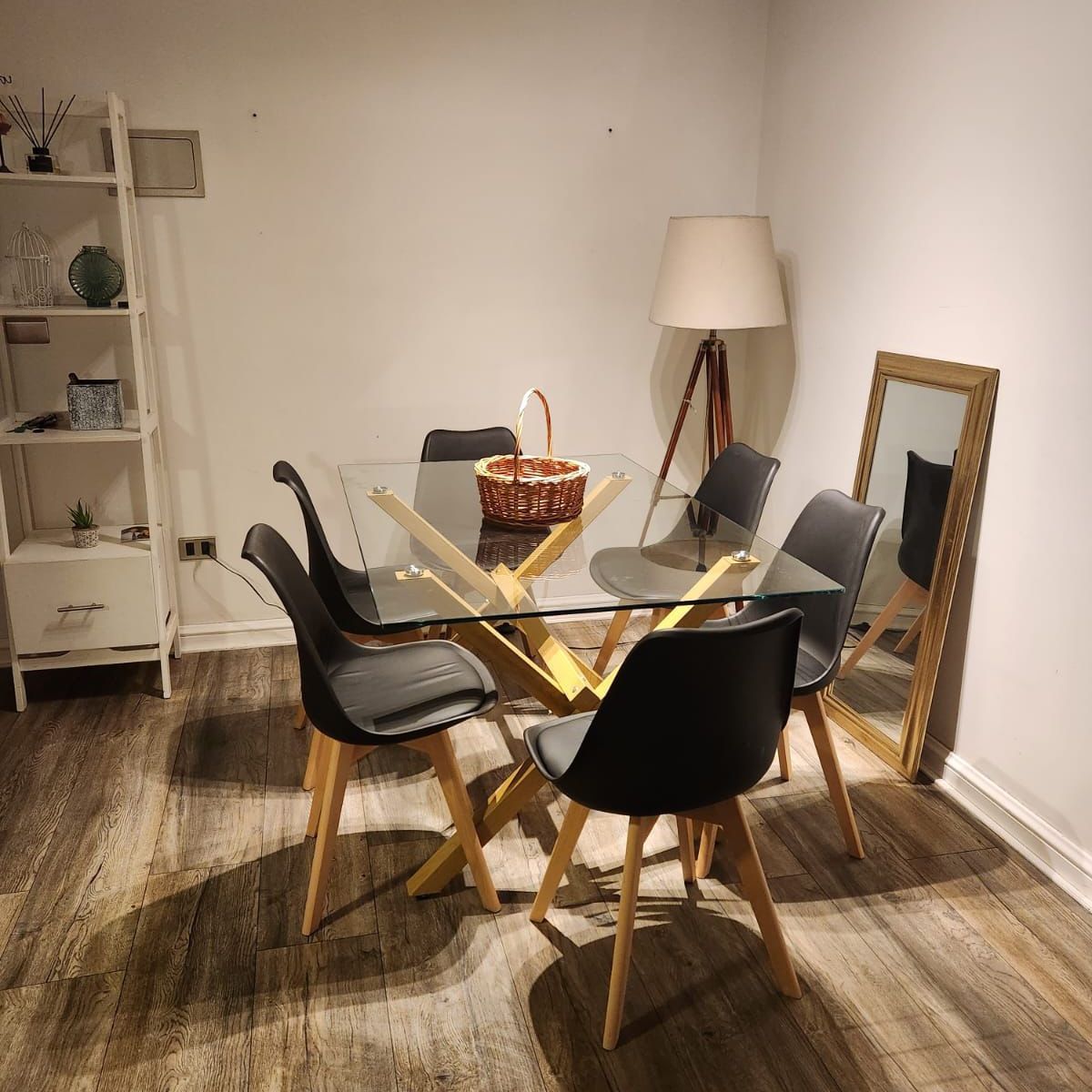 GENERICO - JUEGO COMEDOR 140X90 MAS 6 SILLAS TULIP NEGRO