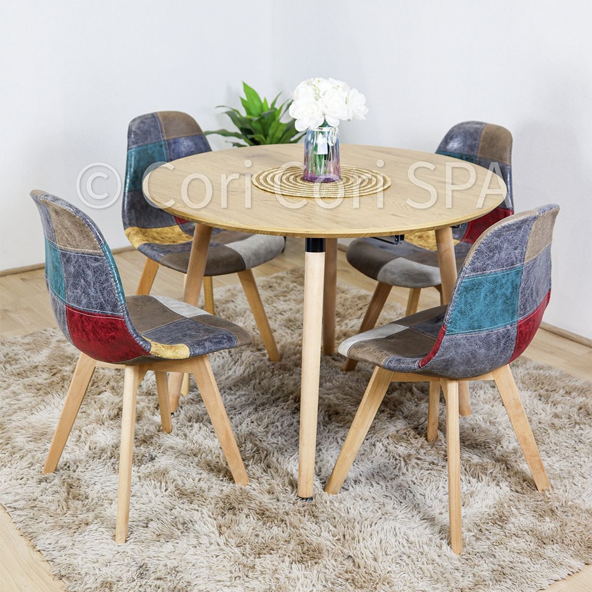 CORI CORI - Comedor Mesa Expandible (100-140-180CMS) + 4 sillas Patchwork Ecocuero