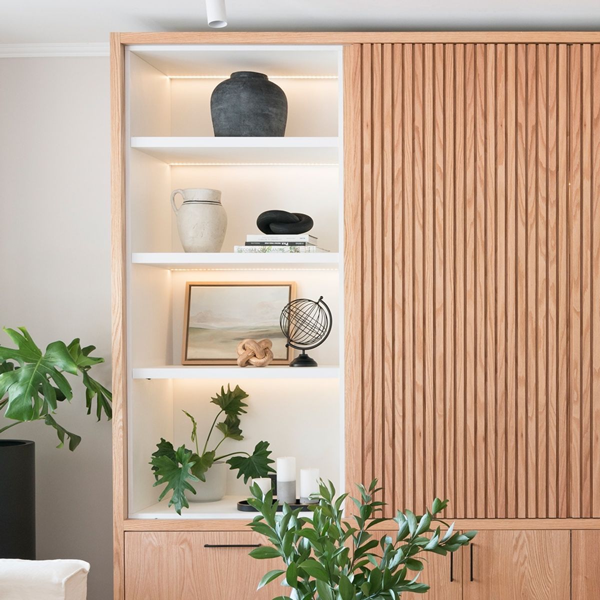 ANTICO HOME - Globo Terráqueo Giratorio En Metal Rosario Antico Home