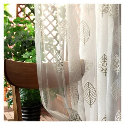 Imagen 2 del producto Set X 2 Visillos Blancos Bordados Hojas Blancas 140x230 Cm