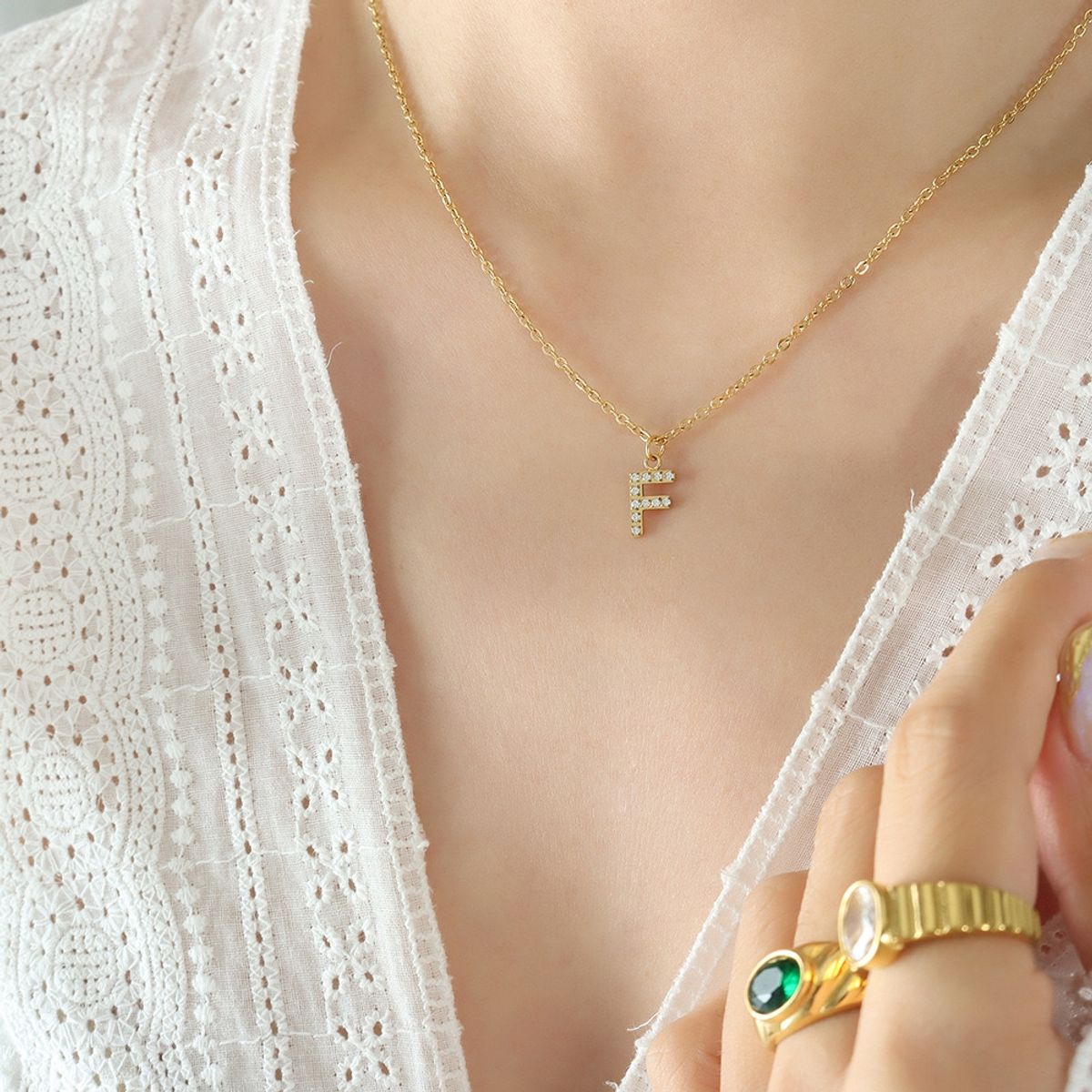 LUX JOYAS - Collar Baño Oro 18k Letra Inicial F Brillitos