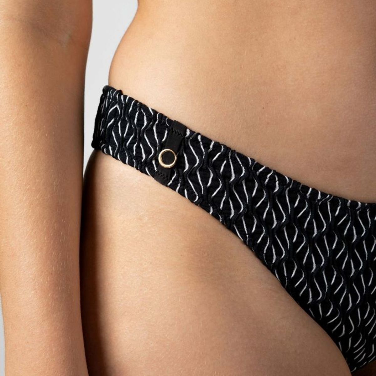 LIZ - Bikini Tanga Ala Delta 17112