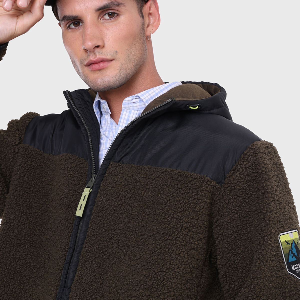 ARROW - Polerón Sherpa Con Capucha Arrow ARROW