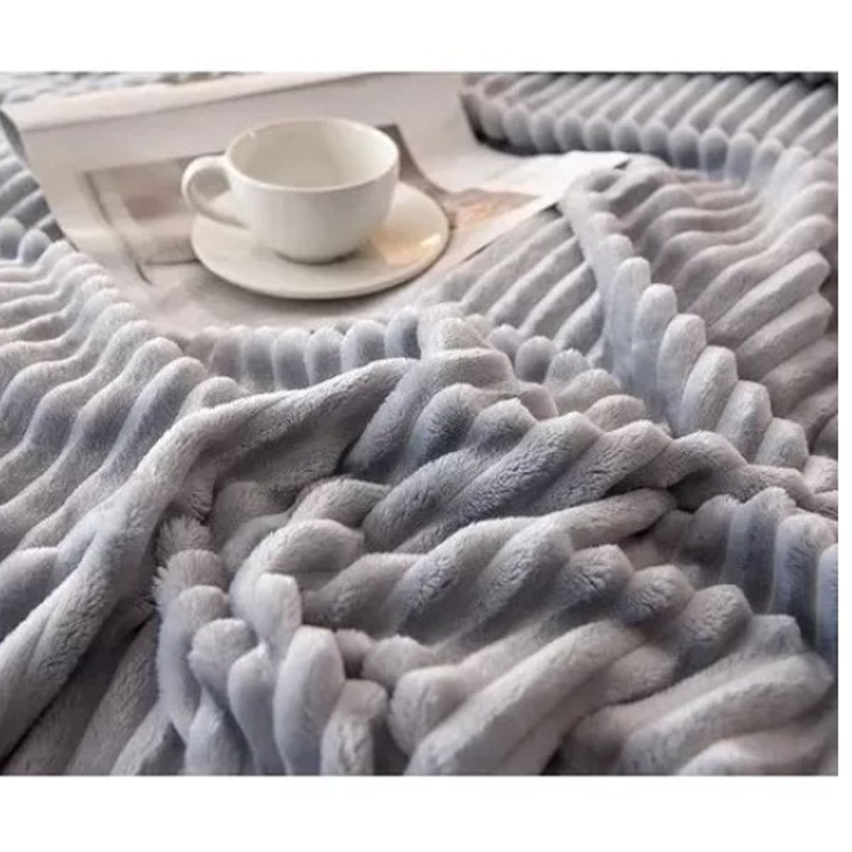 GENERICO - Frazada Con Chiporro 200x230cm Color Gris