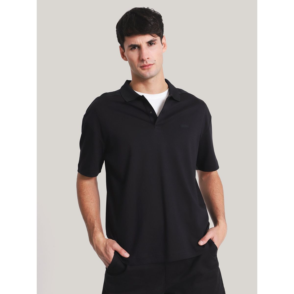 CALVIN KLEIN - Polo Tonal Debossed Negro Calvin Klein
