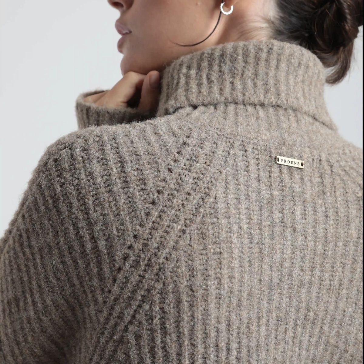 FROENS - Chaleco mujer Margot camel - Poliéster reciclado
