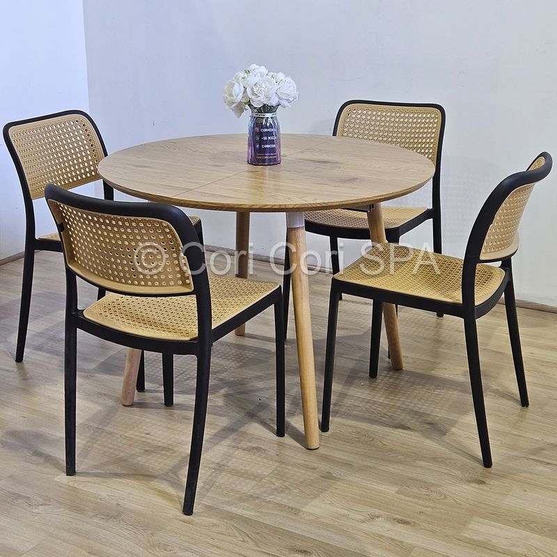 CORI CORI - Comedor Mesa Expandible 100 - 140 - 180CMS + 4 Sillas Delta Negro