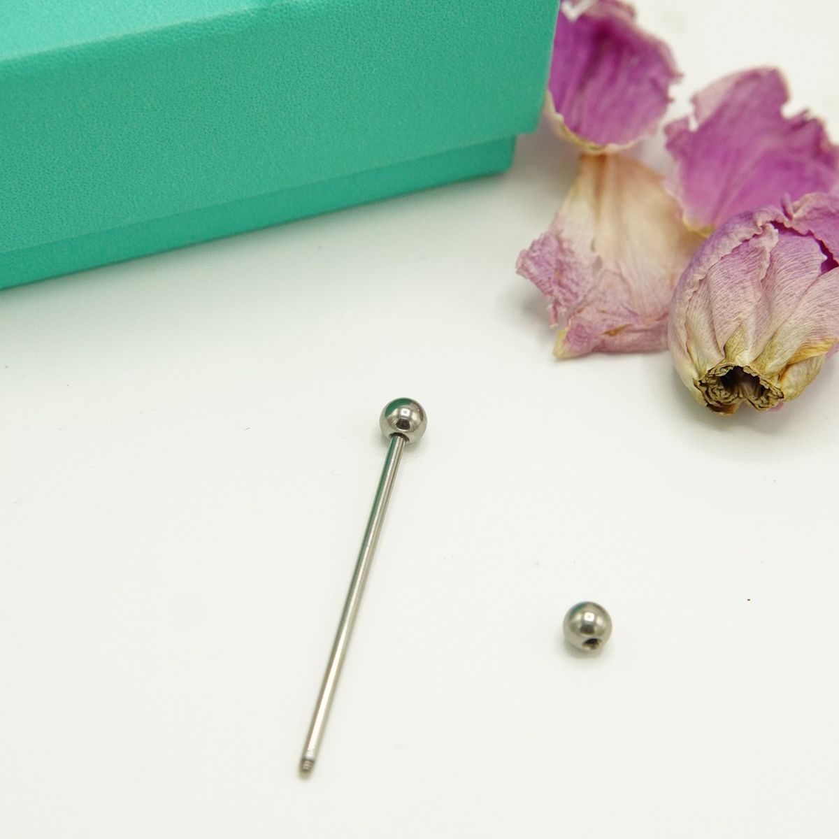 ELBAULDEJUMA - Piercing Industrial Titanio Astm F136 Labret 14g Oreja