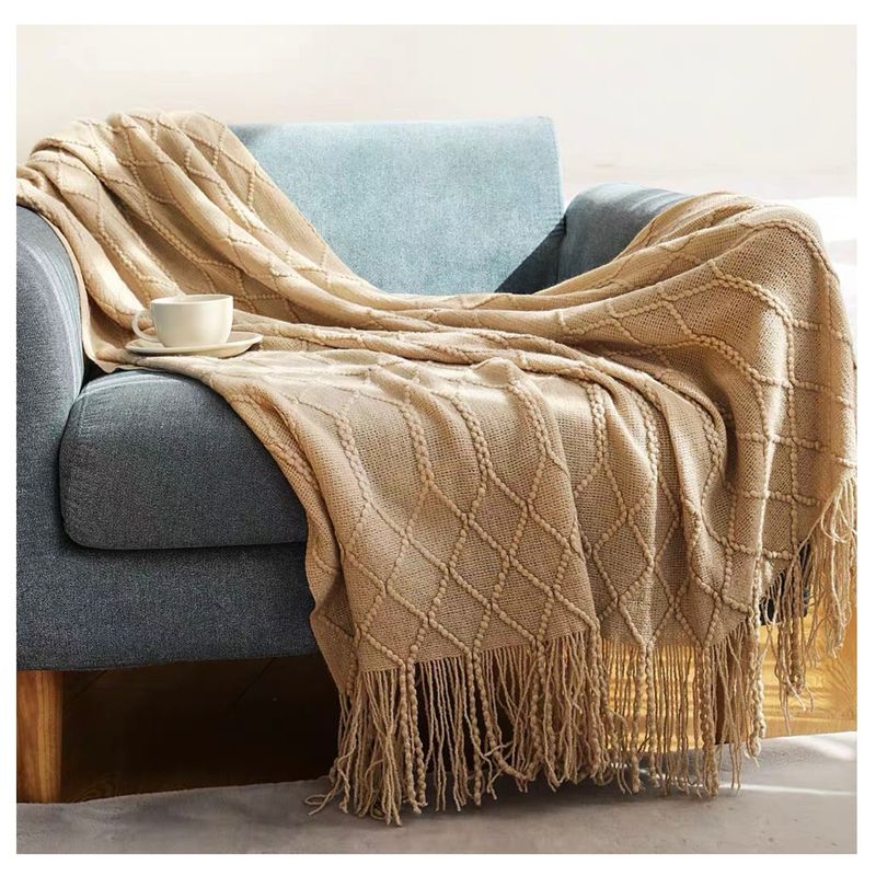 GENERICO - Manta para Sofá o Piecera Blanket modelo Rombos y Flecos Color Tostado