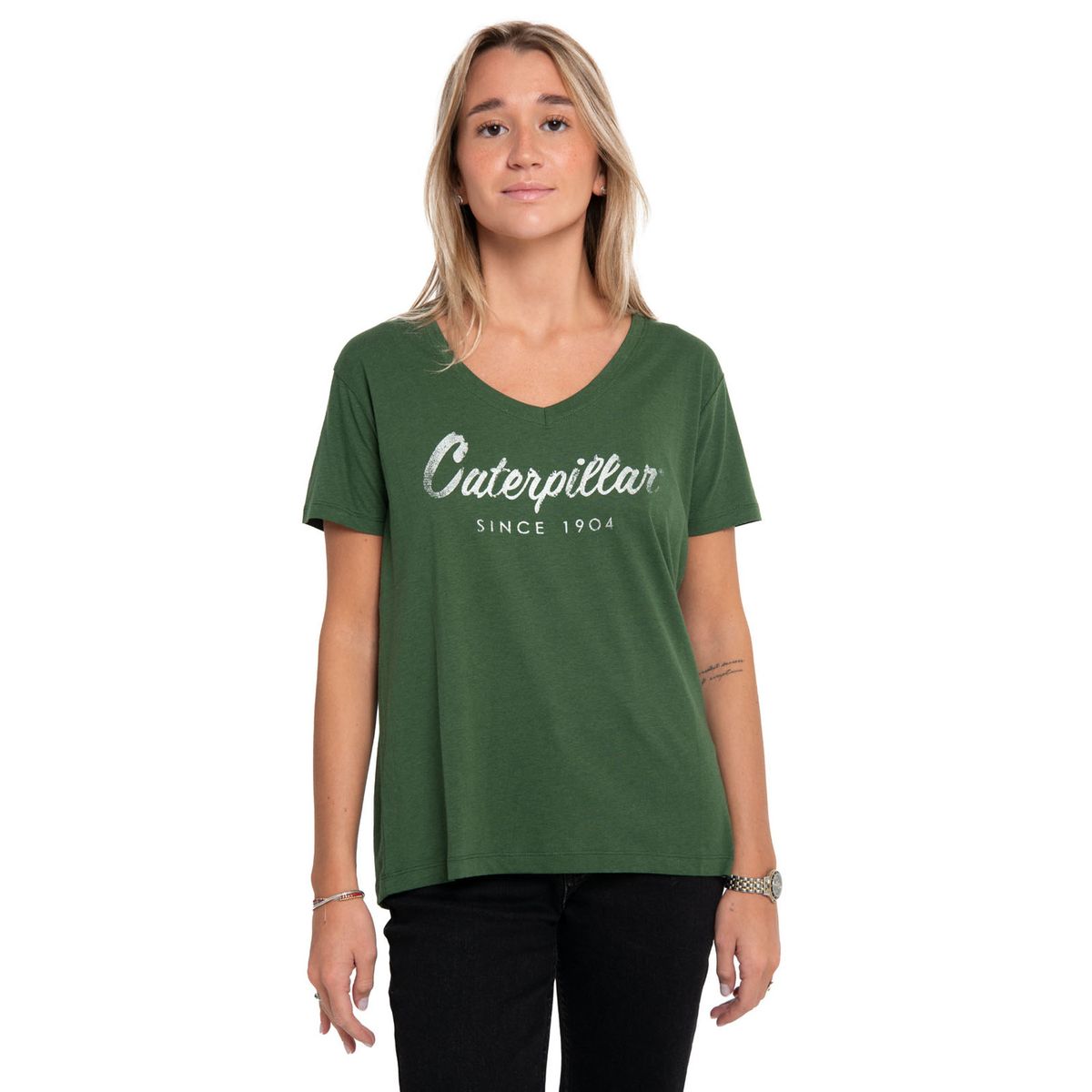 CAT - Polera Manga Corta Mujer Script V-Neck Tee Gris CAT