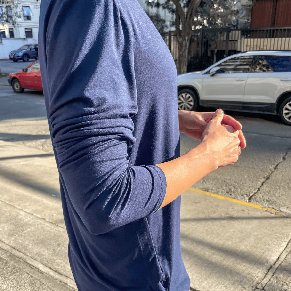 BACK IN TIME - Polera de Bambú Ultra Suave Back In Time Manga Larga