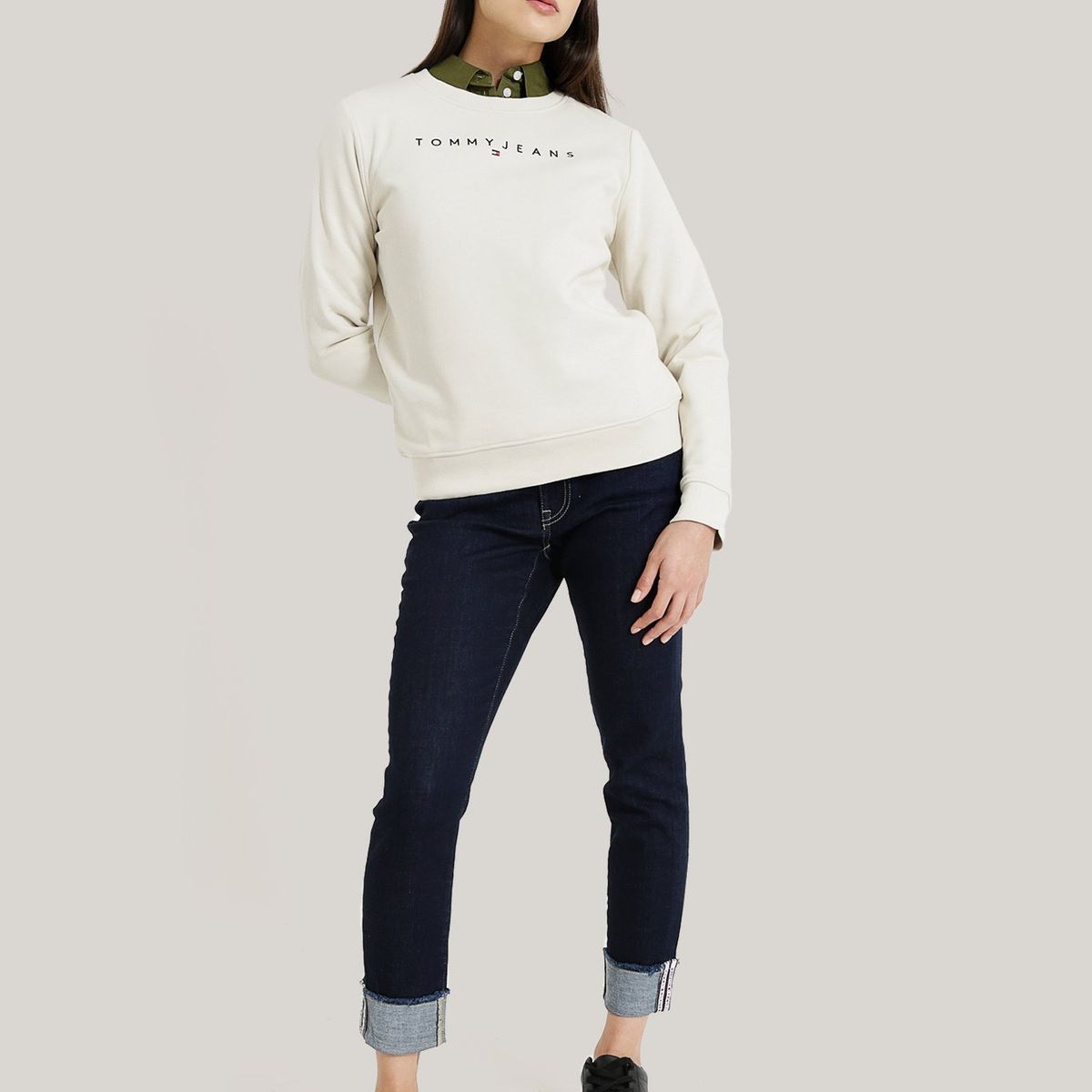 TOMMY HILFIGER - POLERÓN ESSENTIAL LINEAR LOGO BEIGE TOMMY JEANS