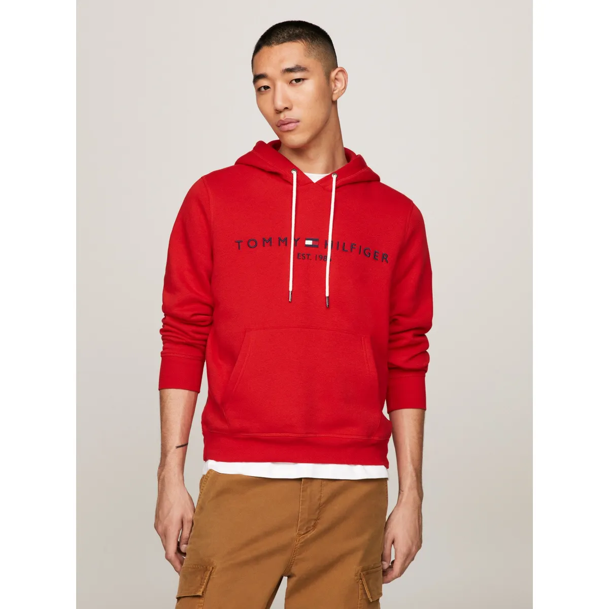 TOMMY HILFIGER - Polerón Hoodie Established 1985 Logo Rojo Tommy Hilfiger
