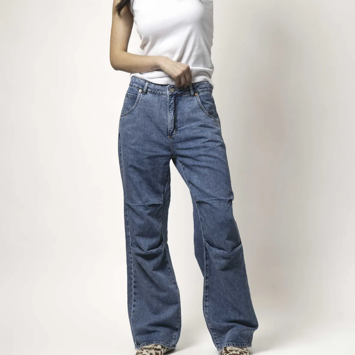 MOMCHIC - Jeans Parachoque Azul