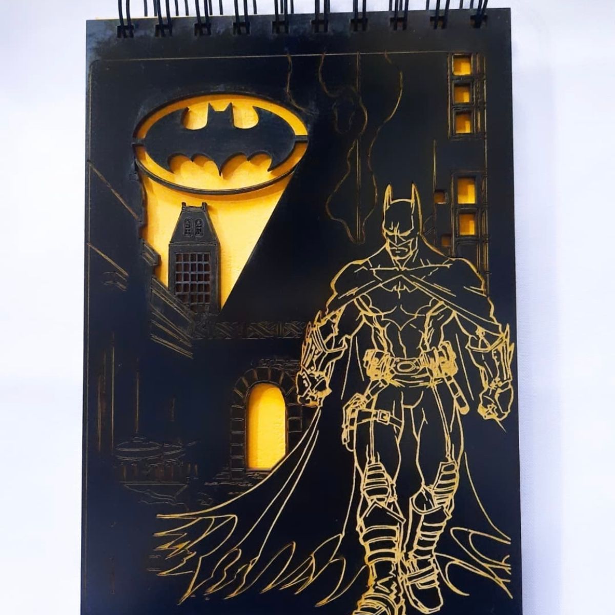 GENERICO - Croquera Batman con tapa de madera negro