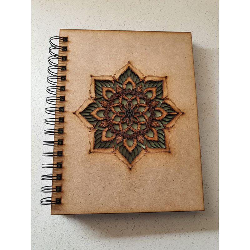 GENERICO - Cuaderno Mandala Flor con tapa de madera natural