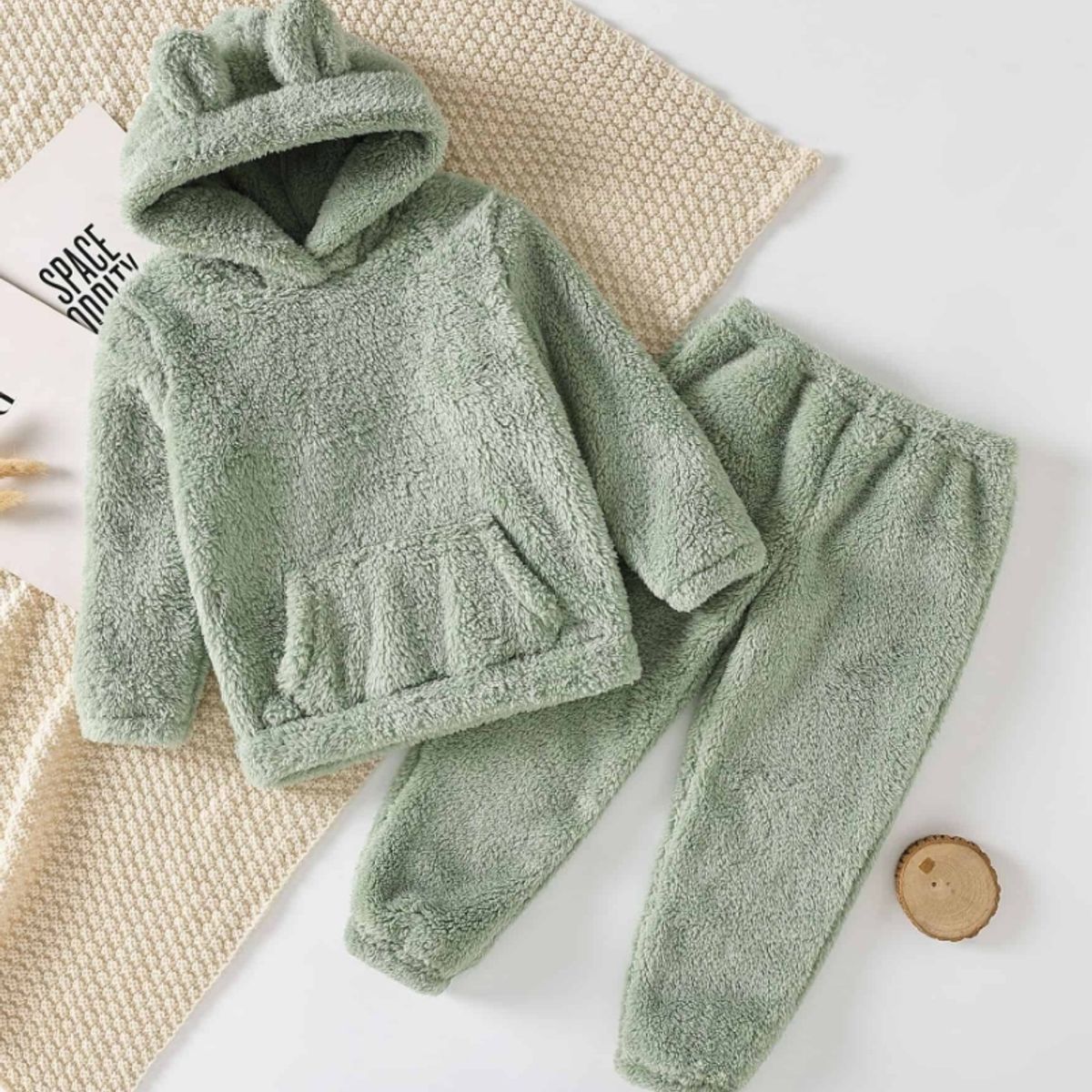 JUMP KIDS - Set Invierno 2 Piezas Polerón  y Pantalón Unisex Verde Olivo Jump Kids