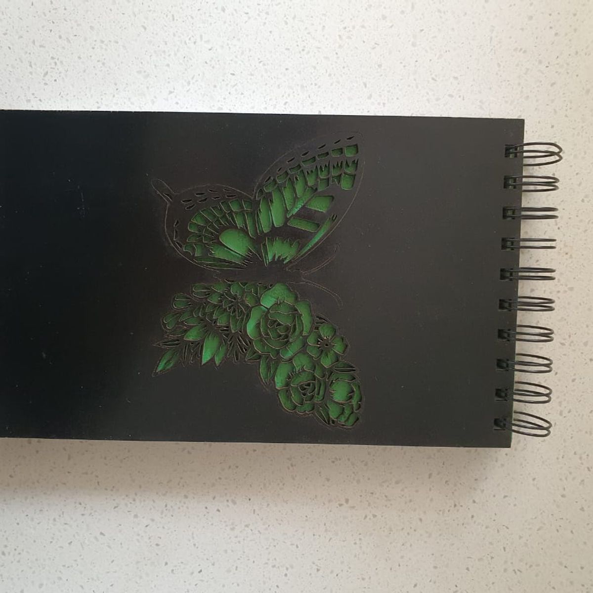 GENERICO - Croquera Mariposa Geométrica con tapa de madera natural