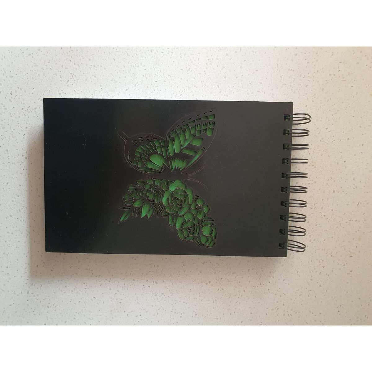 GENERICO - Croquera Mariposa Geométrica con tapa de madera natural