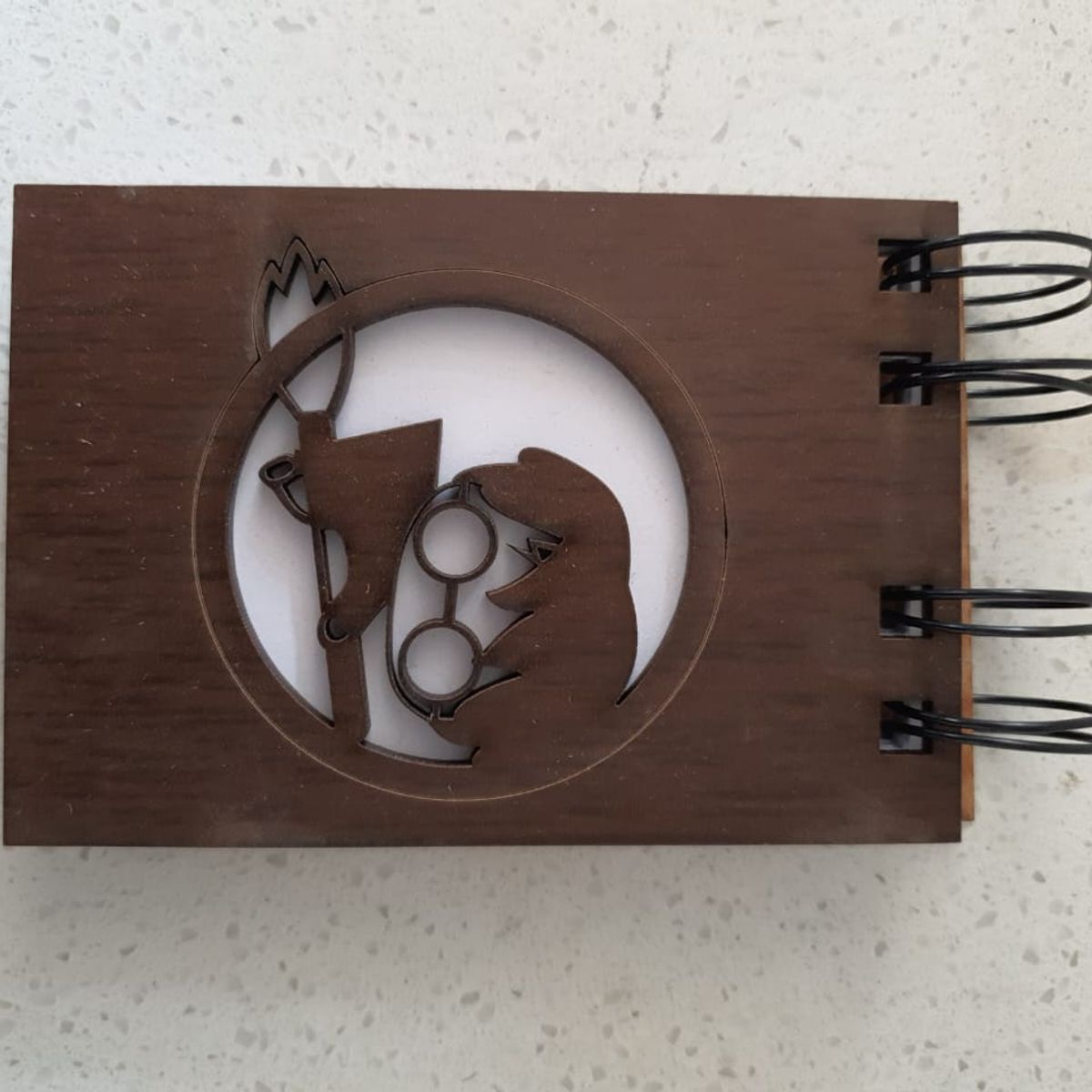 GENERICO - Croquera chica Harry Potter escoba con tapa de madera café