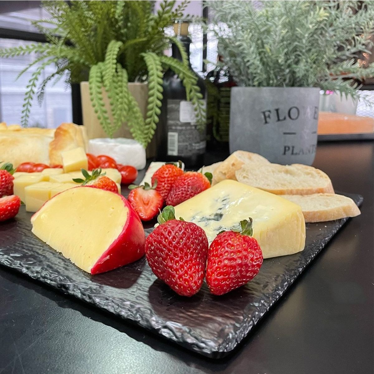 IMAHE - TABLA APERITIVO MELAMINA RECT 32X26X1CM NEGRA KULSAN