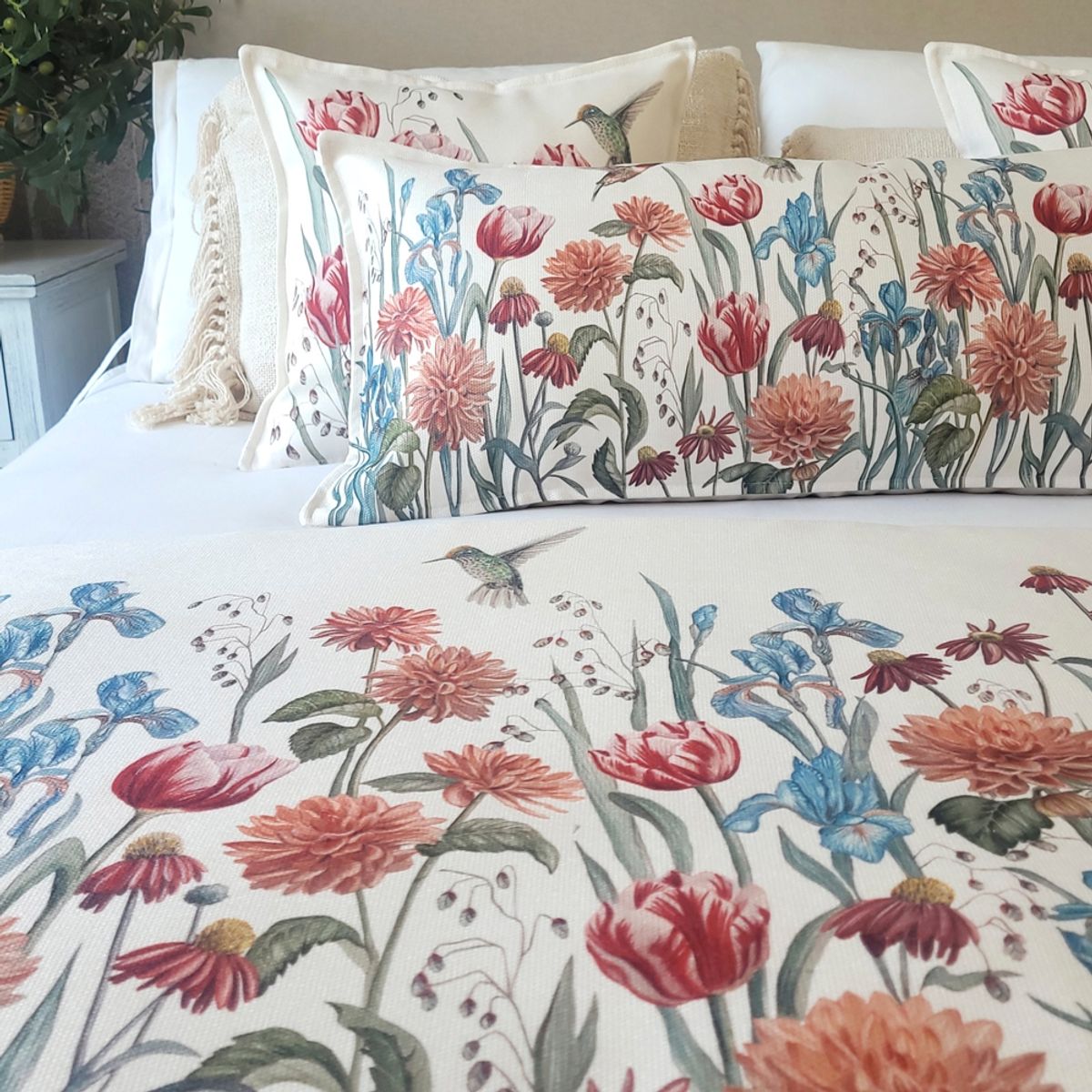 MARGARITA SCHEEL BY CASA ALVARINHO - PIECERA MARISA BULERÍA FLORAL 140 X 70