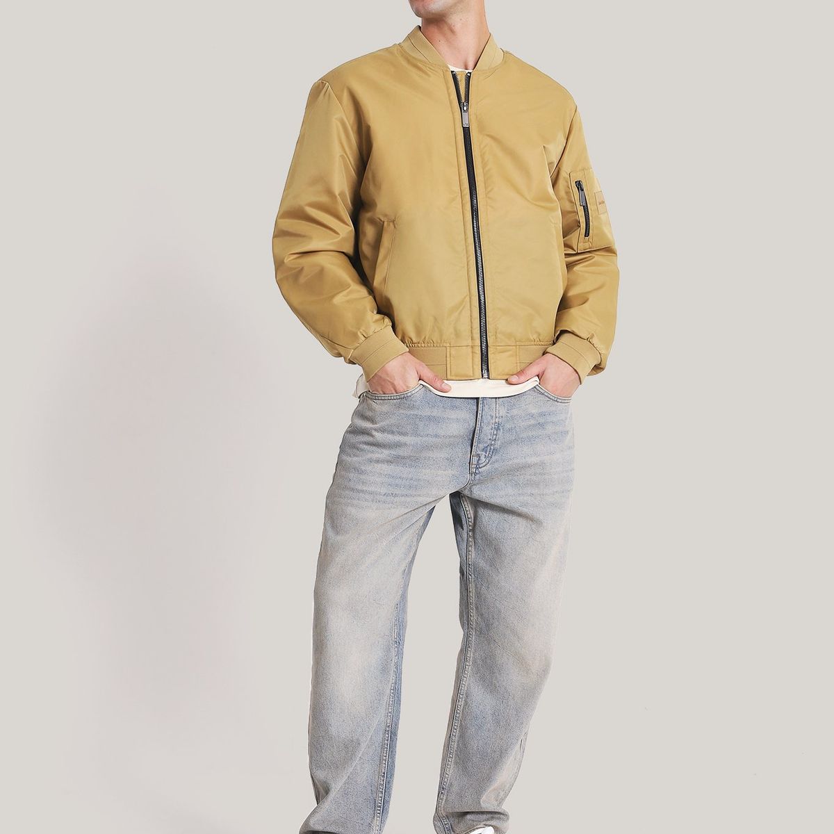 CALVIN KLEIN - Chaqueta Recycled Sateen Iconic  Café Calvin Klein