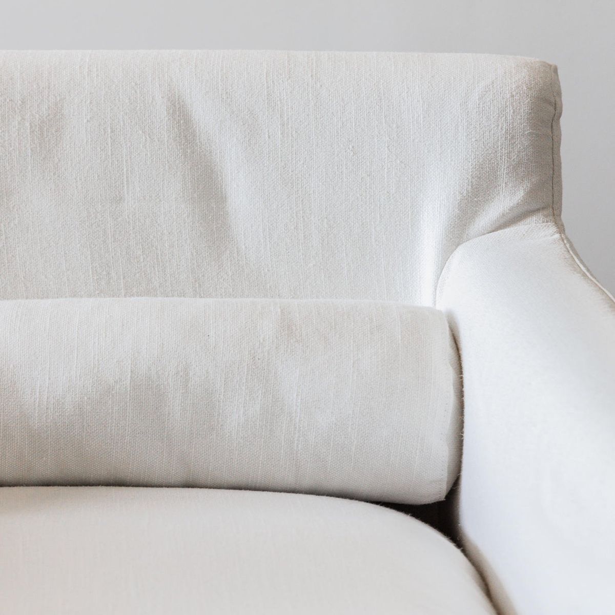 AMOBLE - Poltrona Caetano Blanca V Amoblé…