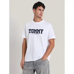 TOMMY HILFIGER - POLERA CON LOGO EN ESPALDA Y PECHO BLANCO TOMMY JEANS