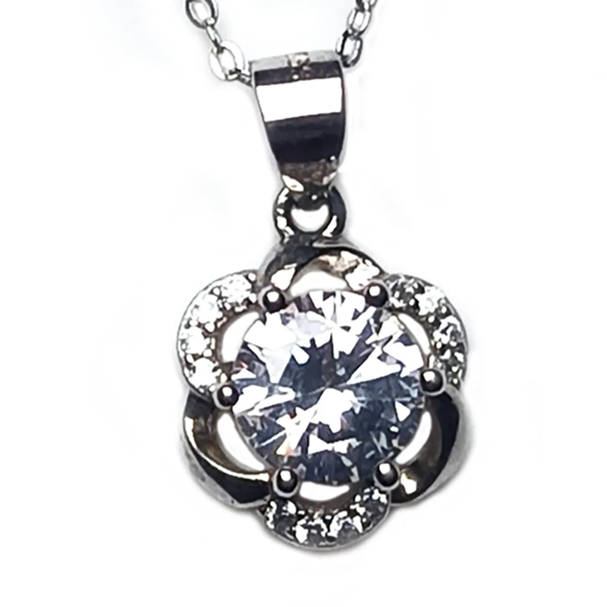 GENERICO - Cadena y colgante flor con cristales