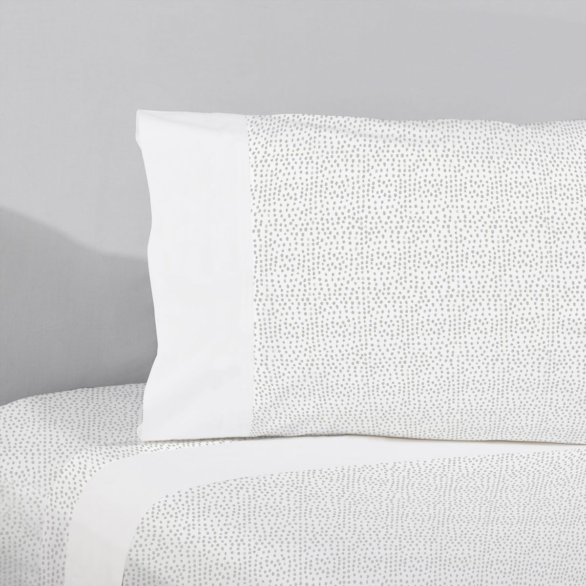 NINA HERRERA - Sábana Estampada Puntos Grises 220H 2 Plazas
