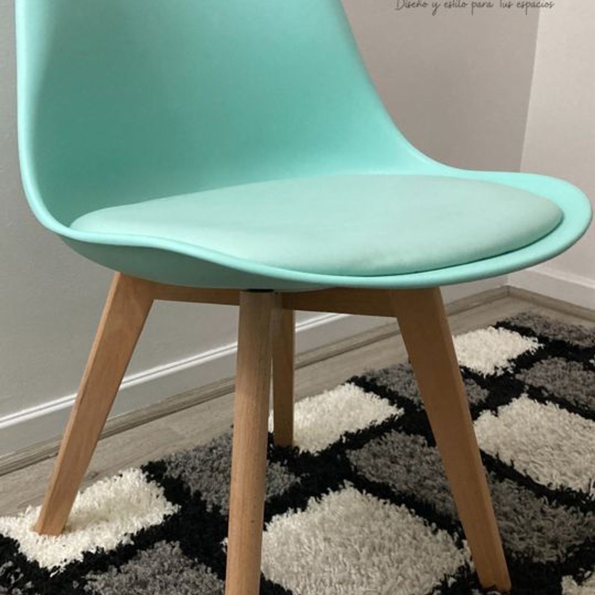 HABITA2 CHILE - Silla de comedor acolchada Tulip Menta