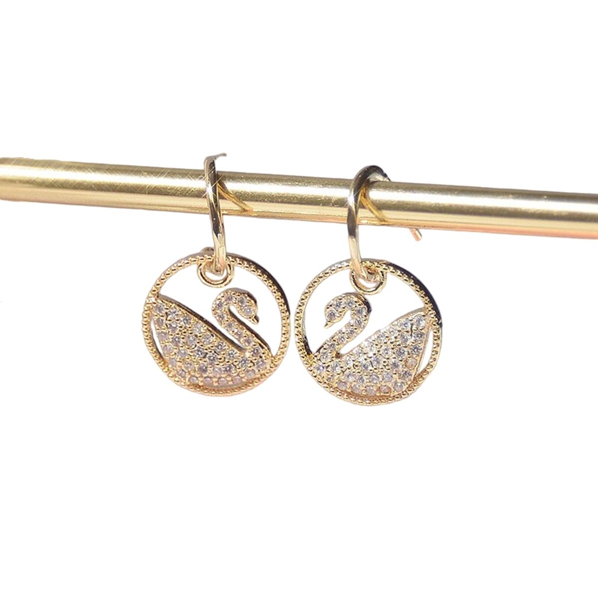 LUXURYJOYAS - Pendientes Colgantes Oro 18kt De Cisne Micro Cristales Oro Bañado