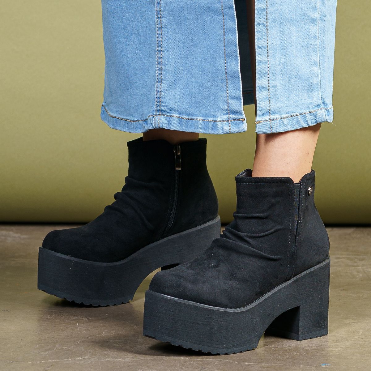 BOTELI - Bota Mujer Negro Isamu Boteli