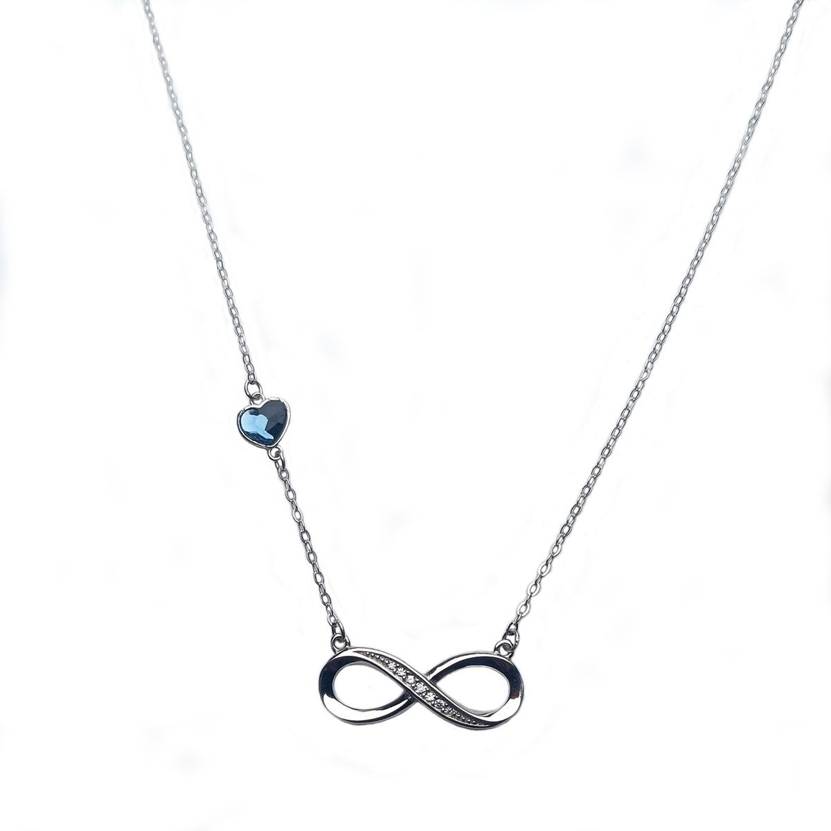 GENERICO - Cadena y colgante infinito y corazón