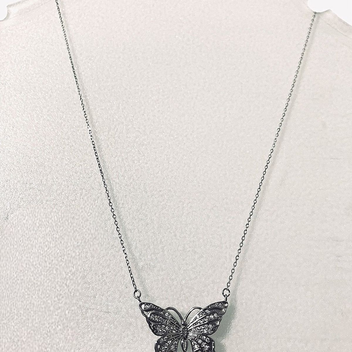 TAETHAI - Gargantilla de plata 925 con dije de Mariposa circones.