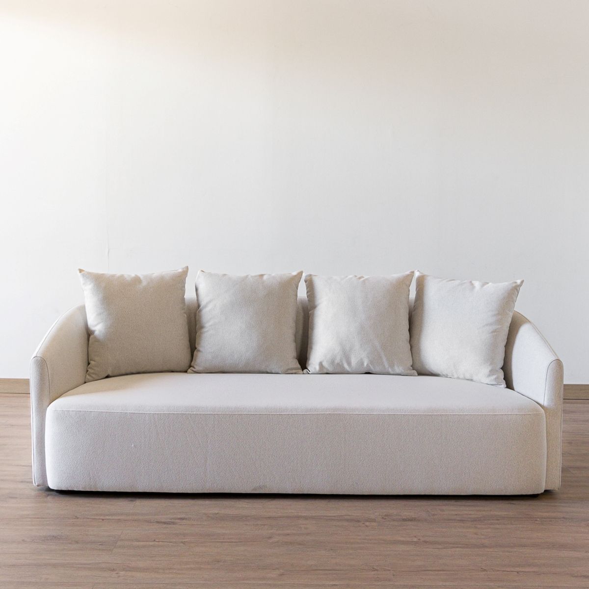 AMOBLE - Sofa Maribel Beige Amoblé