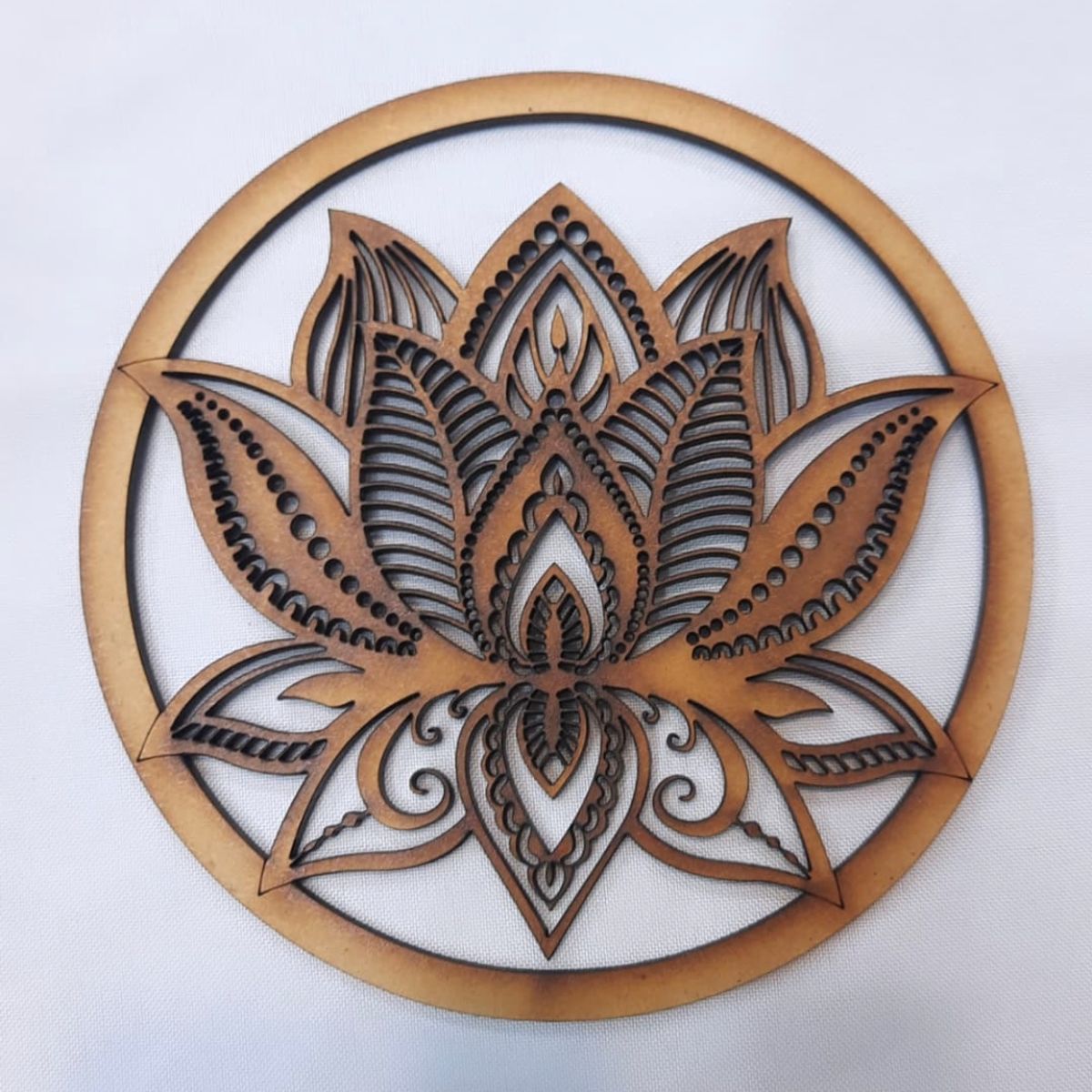 GENERICO - Flor del Loto MDF color natural 15 cm de diámetro.