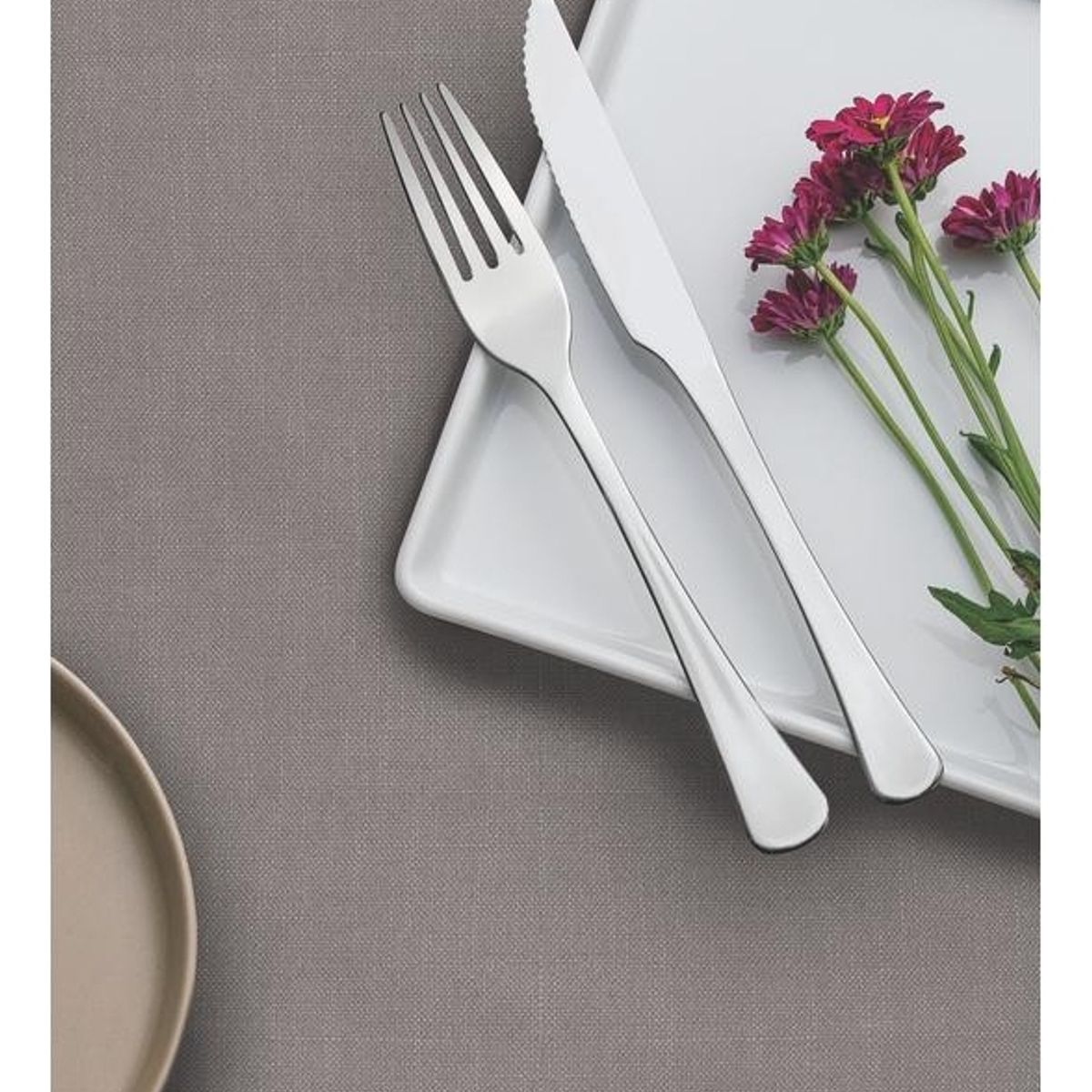 TRAMONTINA - Juego de Cubierto Tramontina 16 Piezas de Ac Inox. Cuchillo para Asado