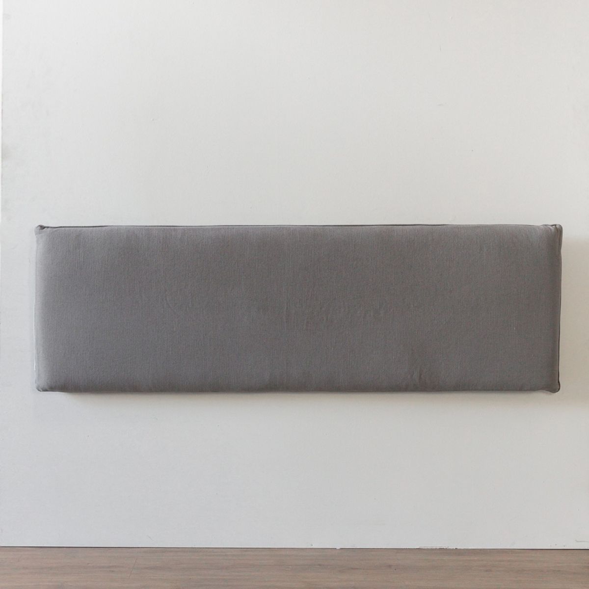 AMOBLE - Respaldo Malaga Gris  160 Amoblé