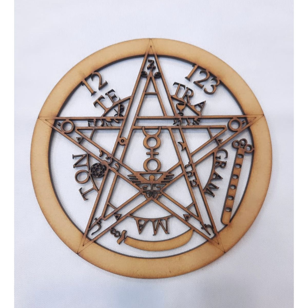 GENERICO - Tetragrámaton MDF color natural 15 cm diámetro.