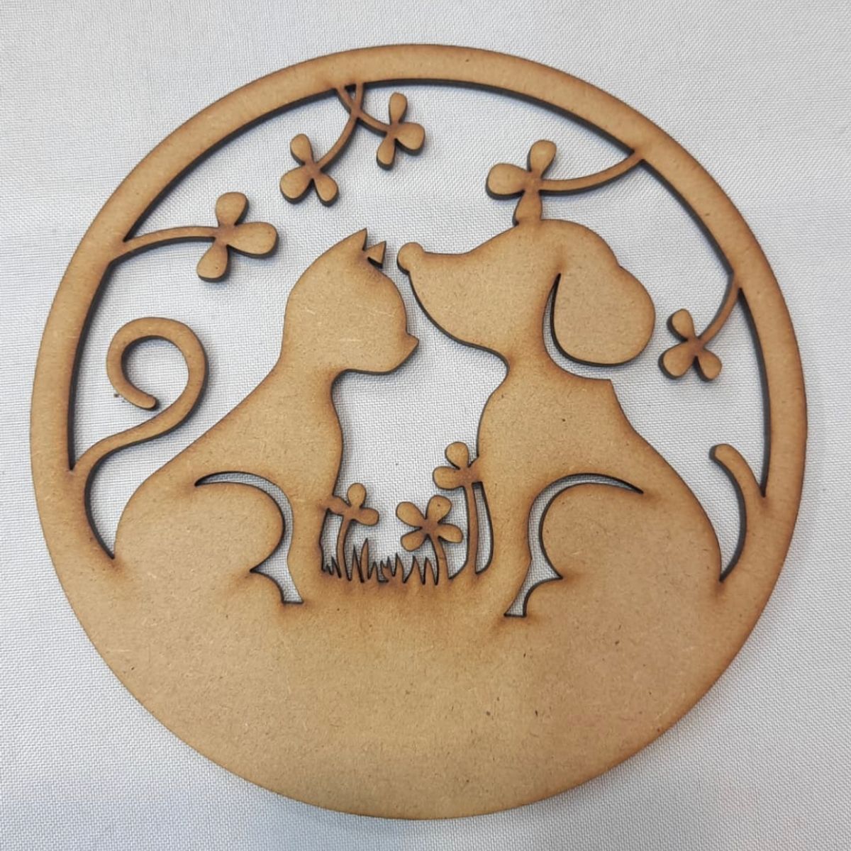 GENERICO - Gato y Perro MDF color natural 30 cm diámetro.