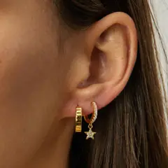 BOAZ JOYAS - ARGOLLAS DARIA 15MM BAÑADAS EN ORO