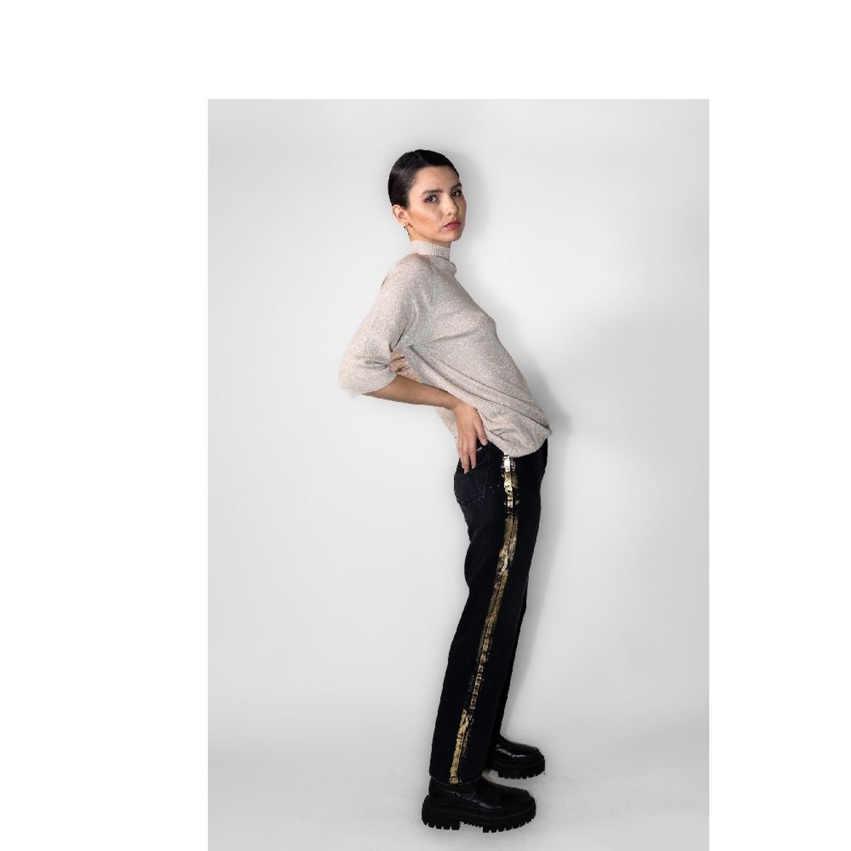 MOMCHIC - Jeans Tokio Franja Dorada