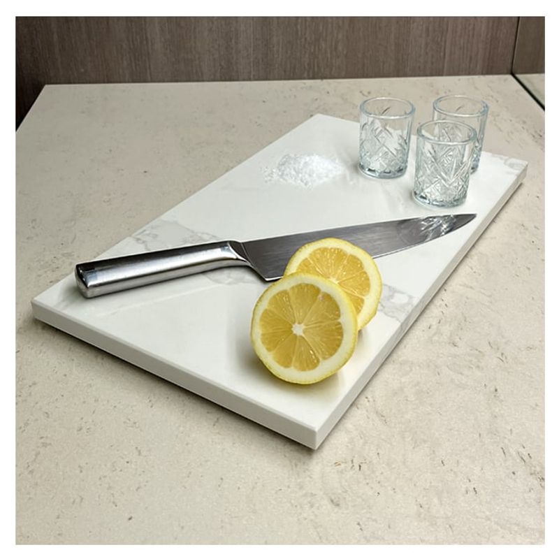 BM BRUNO MARMOL - Tabla Aperitivo Cuarzo Calacatta 40x23 cm